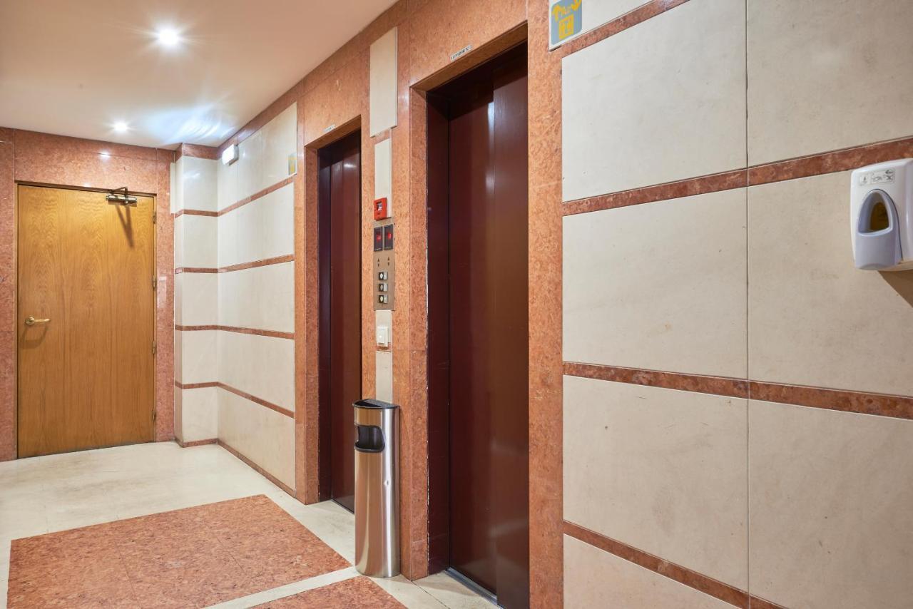 Modern Apartment With Swiming Pool & Garage - Lisbon Luaran gambar
