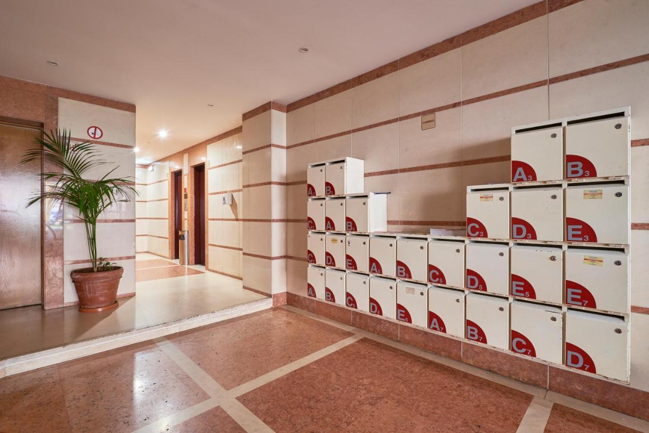 Modern Apartment With Swiming Pool & Garage - Lisbon Luaran gambar