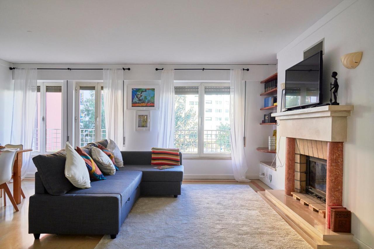 Modern Apartment With Swiming Pool & Garage - Lisbon Luaran gambar