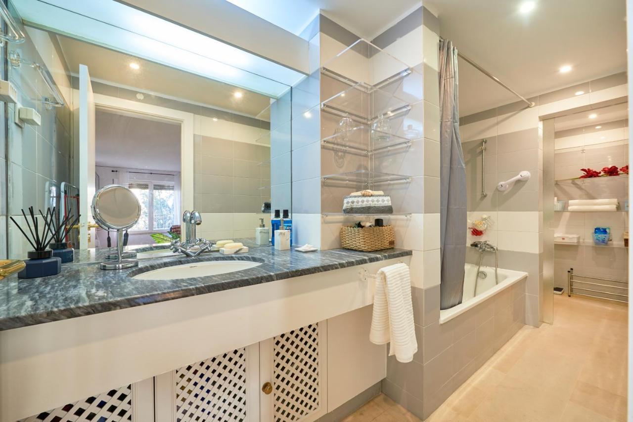 Modern Apartment With Swiming Pool & Garage - Lisbon Luaran gambar